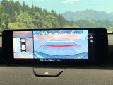 【360&deg;ビューモニター】専用のカメラにより、上から見下ろしたような視点で360度クルマの周囲を確認することができます☆死角部分も確認しやすく、狭い場所での切り返しや駐車もスムーズに行えます。