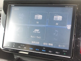 ナビゲーションはギャザズ9インチメモリーナビ(VXM-165VFNi)を装着しております。AM、FM、CD、DVD再生、Bluetooth、音楽録音再生、フルセグTVがご使用いただけます。