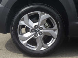 純正のアルミホイール!足元までカッコよく決まってます!!