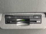 【ETC】高速道路の料金所をストレスなく通過!話題のスポットやサービスエリアに多い「スマートIC」利用時は必須のアイテムです。当店でセットアップを実施、ご納車当日からすぐにご利用いただけます!