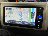 7インチ純正ナビつきでドライブも快適♪スマホと連携で音楽再生やハンズフリー通話もできます♪