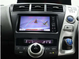 後方の見える安心をお届けするバックモニター付:バックするときのアシストラインもあって楽々バック!車庫入れや縦列駐車をサポートし、苦手な駐車も安心です!今やもう手放せない装備ですネ♪