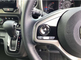 オーディオリモートコントロールスイッチ、ハンズフリーテレホンスイッチを装備しています。オーディオ操作も簡単で運転に集中できます。