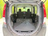 後席を格納すると、これだけの広さが!シーンに合わせたシートアレンジで、大きな荷物も積むことが出来ます♪