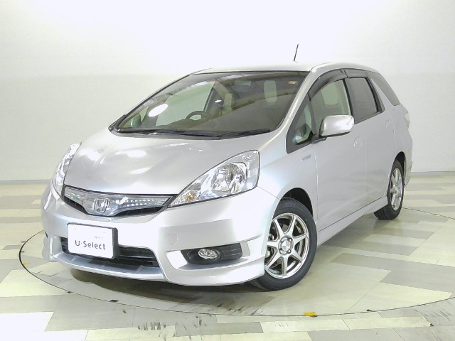 フィットシャトルハイブリッド 1.3 スマートセレクション ファインライン 