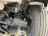 お車を安心してお乗りいただく為には、足回りの定期点検が欠かせません。サービスサポート(有償保証)では無料点検もご提供しており、安心のカーライフをお過ごしいただけるサポート体制が整っています。