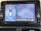 【アラウンドビューモニター】車を上から見下ろしているかのような映像で周囲の状況がひと目で確認、狭い駐車場に駐車するときも安心です♪