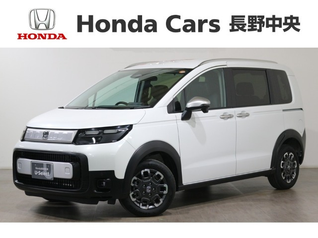 フリード  1.5 クロスター 4WD