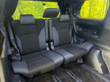 3列目シートはもちろん状態良好☆大人でもゆったりと座って頂けますので、大人数でのお出かけもラクラクです♪ご家族で、気の知れた仲間で、ドライブに行くのが楽しみですね♪