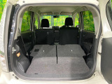 普段のお買い物や通勤、送迎等に十分な荷室スペースを確保しております。セカンドシートを倒すと、大きな荷物の積載も可能です♪