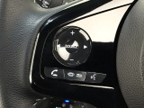 ステアリングリモコンは、運転中でも簡単に音量調整やチャンネル変更もできます!わき見運転防止にもつながるので安心です♪