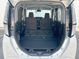 後席を格納すると、これだけの広さが!シーンに合わせたシートアレンジで、大きな荷物も積むことが出来ます♪