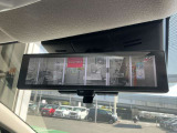 スマートルームミラー♪たくさん荷物を載せても、バックカメラで映像を映すので後方の視界も確保!!様々なシーンで活躍する便利装備☆