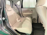 【リアシート】フロントシートのみでなく、リアシートもきれいな状態です★ぜひ一度ご確認下さい★