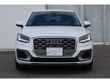 Q2 1.0 TFSI スポーツ 