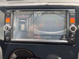 アラウンドビューモニターは車庫入れの強い味方となってくれます。上から車を見下ろすように視ることで、駐車場枠内にビシッと真っ直ぐ停めれます!☆一度使ったらわかって頂けます☆