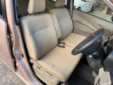 運転席シートも綺麗です