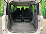 後席を格納すると、これだけの広さが!シーンに合わせたシートアレンジで、大きな荷物も積むことが出来ます♪