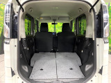 普段のお買い物や通勤、送迎等に十分な荷室スペースを確保しております。セカンドシートを倒すと、大きな荷物の積載も可能です♪