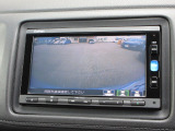 バックをするとき自動でリアの様子が映る『リアカメラ』付き!画面で確認しながらバックができますから安心ですね。でも、目視も大切ですよ!安全第一でお願いします!