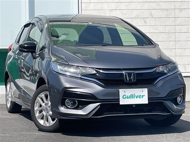 フィット 1.5 ハイブリッド S ホンダセンシング 4WD ワンオーナー
