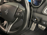 パドルシフトを装備。ご自身のフィーリングでギア操作が可能です。