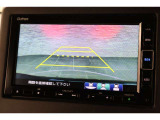 バックカメラが装備されており、後方の安全確認はもちろんのこと狭い場所での駐車や雨の日・夜間など視界の悪いコンディションでのストレスの軽減にもなります!