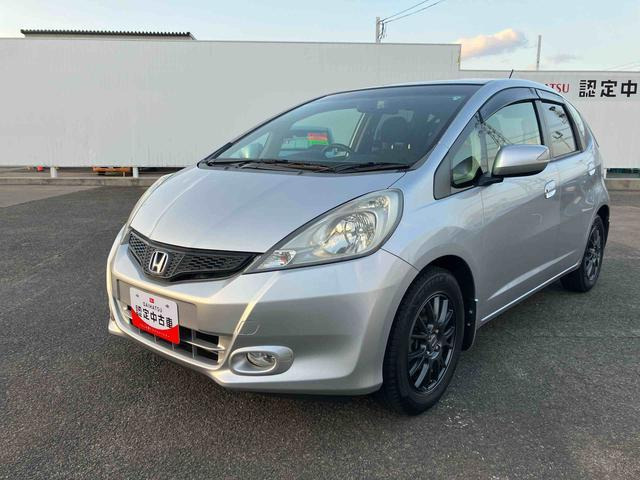 フィット  13G・スマートセレクション ファインス