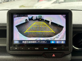 バックカメラも付いています! 運転が不慣れな方でも安心して駐車が可能です!