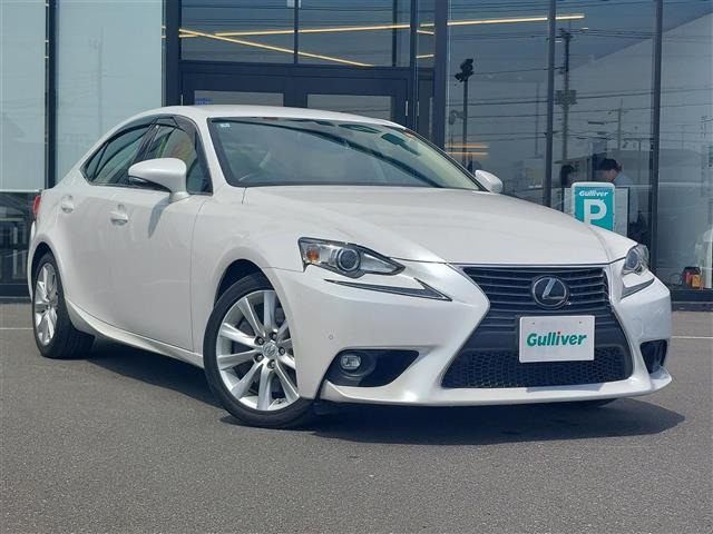 IS 200t Fスポーツ 修復歴無し