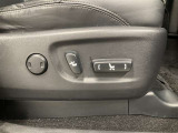 パワーシート搭載。微妙な調整が手軽にでき、ピッタリのポジションで運転することが可能です。