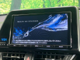 【純正9型ナビ】人気の純正ナビを装備しております。ナビの使いやすさはもちろん、オーディオ機能も充実!キャンプや旅行はもちろん、通勤や買い物など普段のドライブも楽しくなるはず♪