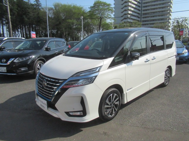 セレナ 1.2 e-POWER ハイウェイスターV 