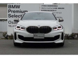BMWの代名詞の【キドニーグリル】グリルが腎臓のように見えるので【キドニー】と呼ばれるようになりました。一目見ただけでBMWであると認識できる確固たるアイコンとして存在感を放ちます。