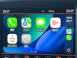 ●Apple Car Play:スマホとの有線接続で、ナビ・オーディオ再生などスマホのアプリ機能が画面でも使える便利機能です!