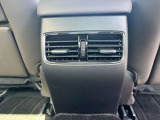 後席エアコン吹き出し口
