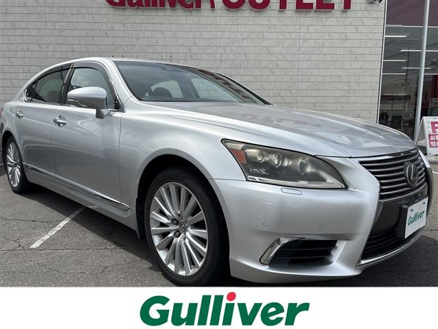 LS 600hL 4WD 本革シート