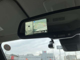 アラウンドビューモニターとバックカメラはルームミラーに映すことも出来ます!