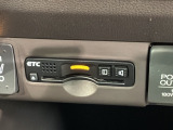 いまや快適なカーライフに欠かせないETCが付いています。