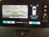 バックでの車庫入れも安心です! リアカメラが付いているバックモニター付のナビディスプレーを装備しております。バンパーについているソナーや、操作線もついており距離感も画面から確認できます。