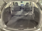 リアシートも簡単格納ができ、大きな荷物もらくらく収納できます!