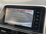 【 バックカメラ 】便利なバックカメラ装備で安全確認を頂けます。駐車が苦手な方にもオススメな便利機能です♪