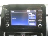 純正ディスプレイオーディオが付いています。
