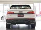 後続車両から長く見られるリヤスタイルも、Audiらしく上品で洗練されたデザインで見る人を惹きつけます。