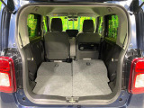 後席を格納すると、これだけの広さが!シーンに合わせたシートアレンジで、大きな荷物も積むことが出来ます♪