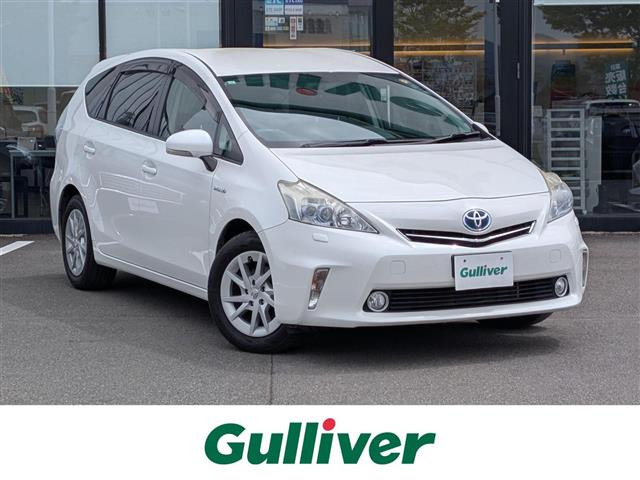 トヨタ プリウスα 