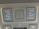 【両側パワースライドドア】スマートキーや運転席のスイッチで後席両側スライドドアの開閉が可能♪電動だから力を入れてドアを開ける必要が無く、小さなお子様でも簡単に開け閉めでき快適です♪