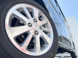 【純正14インチアルミホイール】外観にマッチした純正アルミホイールを装着しております。各種社外アルミホイールや、スタッドレスタイヤも取扱いしております。是非ご相談ください♪