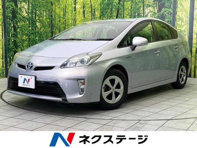 トヨタ プリウス 