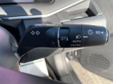 【オートライト】は、付け忘れや消し忘れを防ぐことができます。高速道路などのトンネルなどにも役立ちます♪